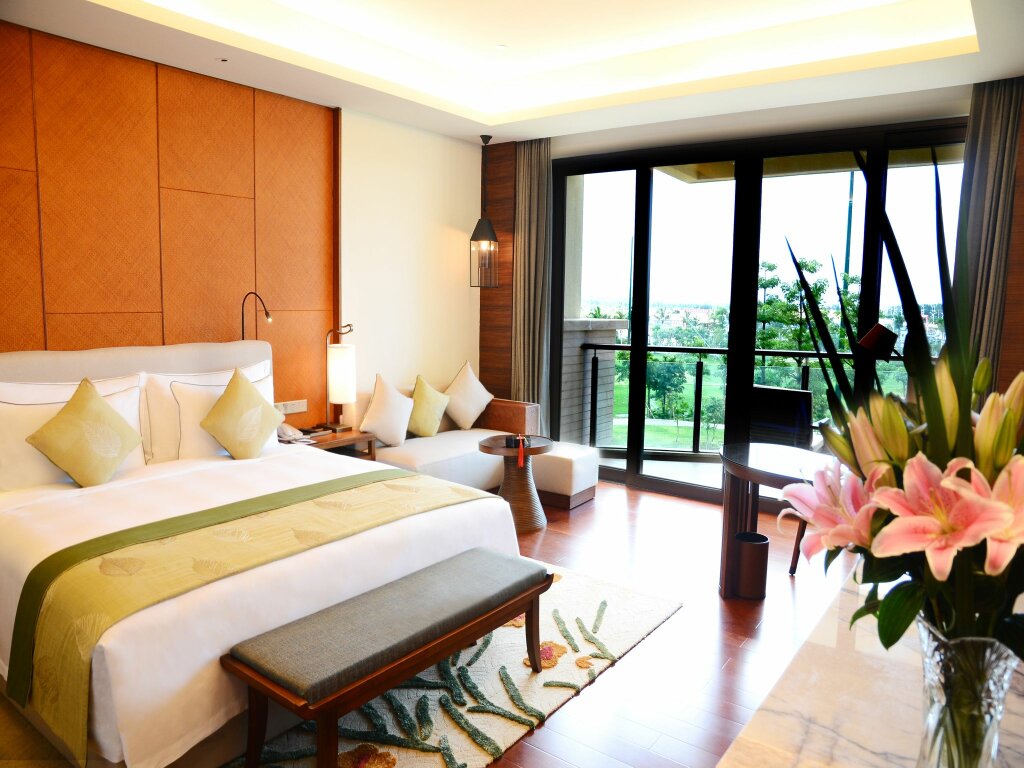Standard room with garden view Haitang Bay Resort Sanya