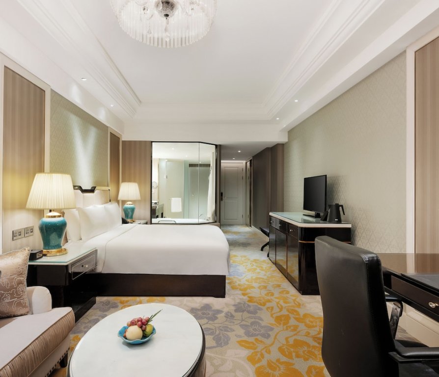 Двухместный клубный номер Premium InterContinental Chengdu Global Center, an IHG Hotel