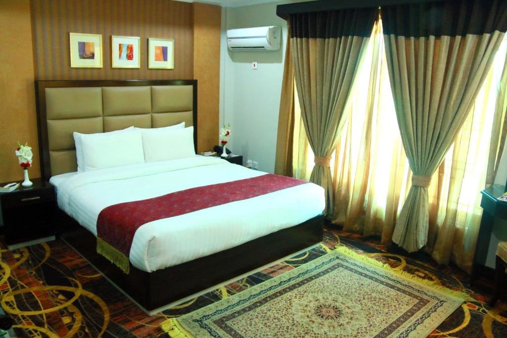 Suite Hotel One Abbottabad