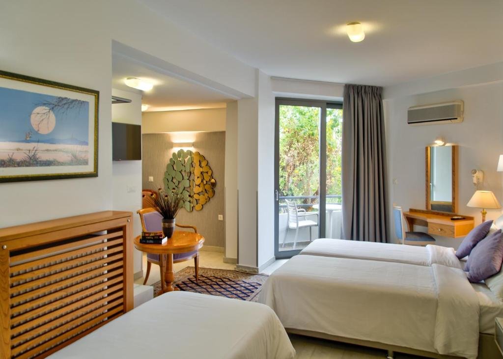 Standard Dreier Zimmer mit Gartenblick Poseidon Hotel