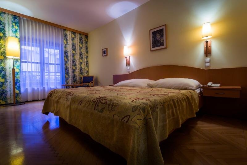Standard Doppel Zimmer Corvin Hotel Budapest Residence