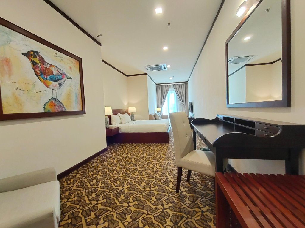 Двухместный люкс с балконом Riviera Suites Melaka