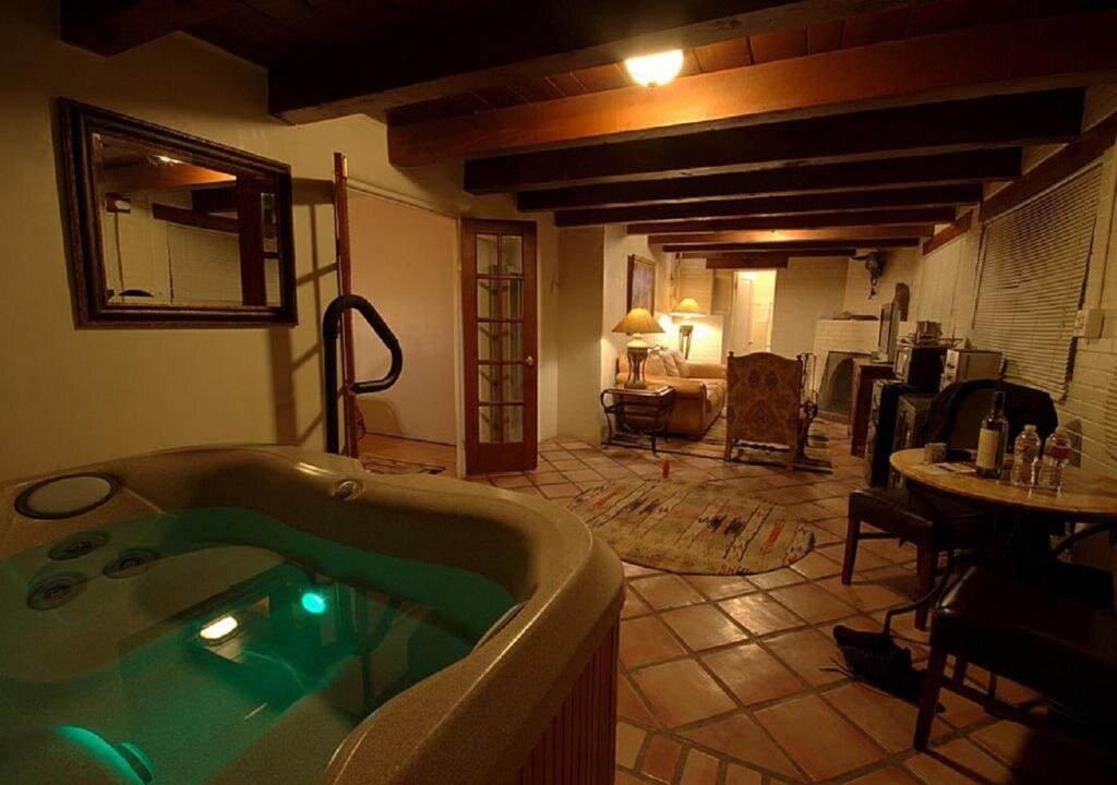 Двухместный люкс c 1 комнатой Casas de Suenos Old Town Historic Inn, Ascend Hotel Collection