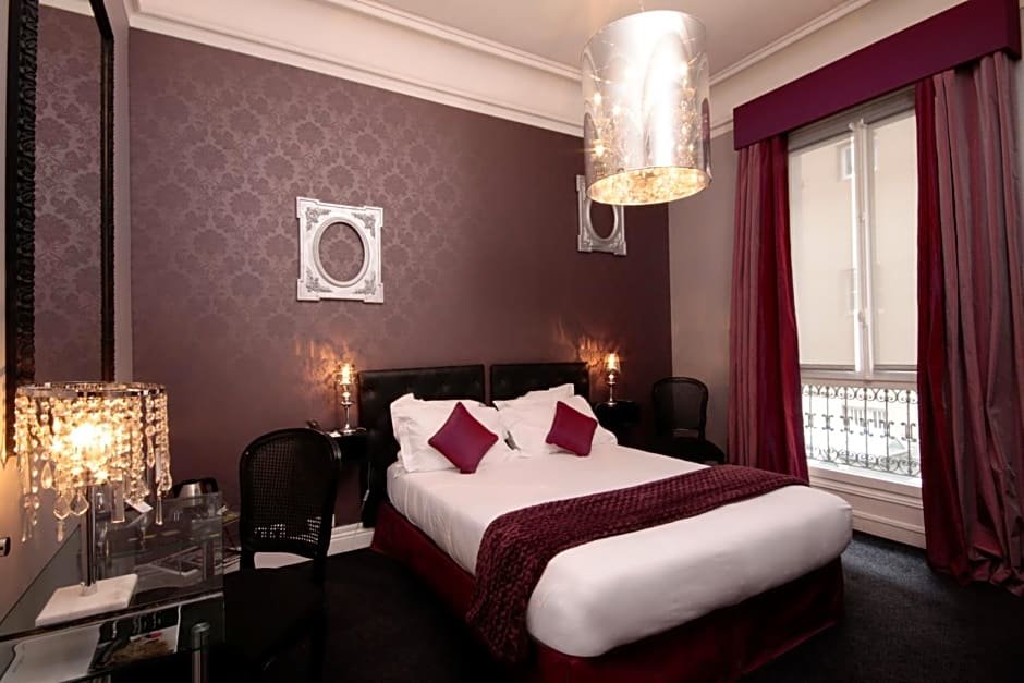 Номер Classic Hotel Claridge Paris