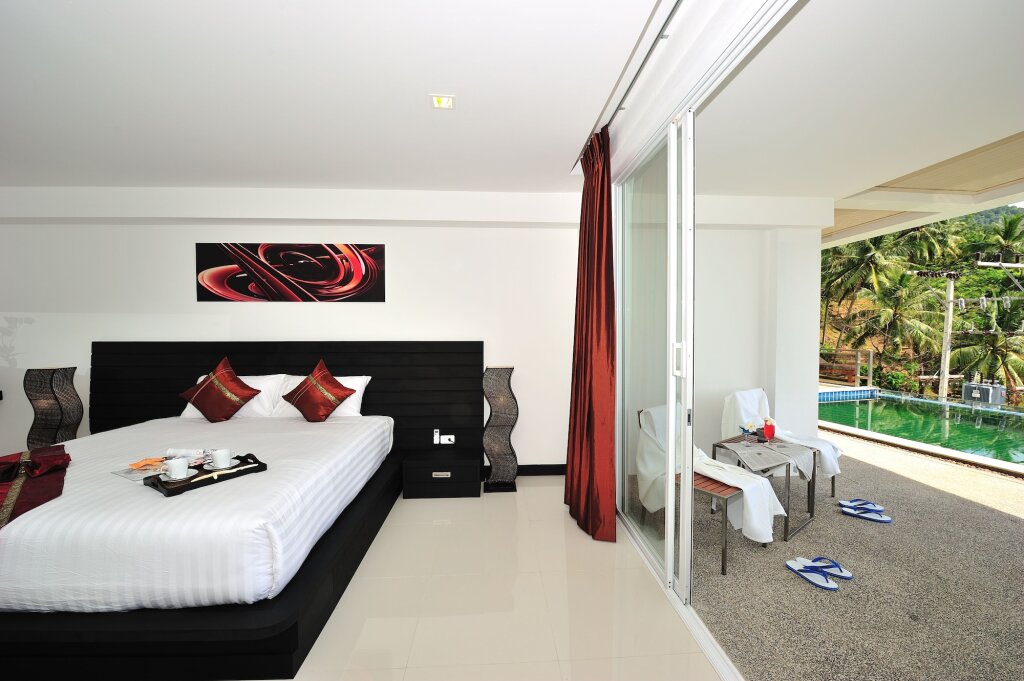 Lae lay suites. Тайланд отель Lae lay Suites. Lae lay Suites Karon 3*. Lae фото. Lae lay Suites Phuket купить.