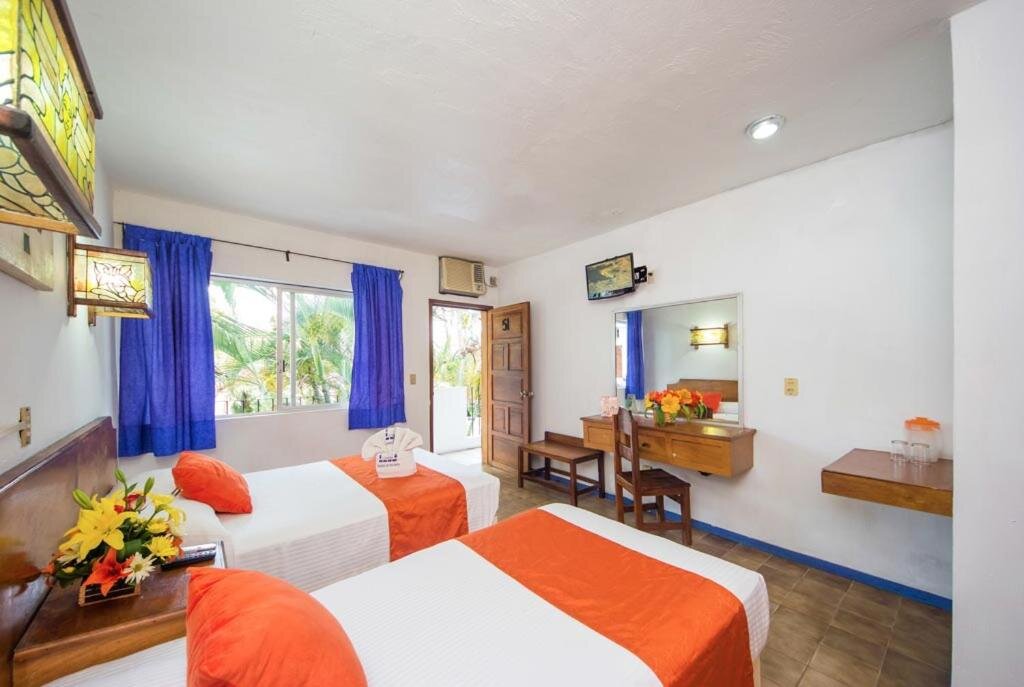 Standard Triple room Hotel Hacienda Vallarta - Playa Las Glorias