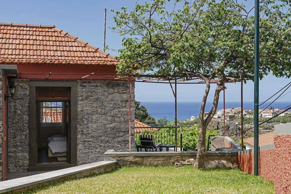Cottage 3 chambres avec balcon Casa da Aldeia by An Island Apart