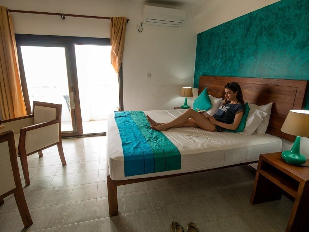 Standard room with balcony and beachfront Wella Simbina Rella Kalpitiya