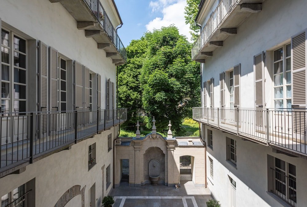 Apartamento Confort 2 dormitorios con balcón y con vista al jardín Palazzo del Carretto