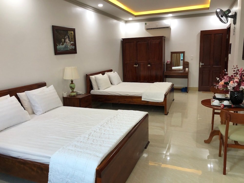 Standard room Hoang Lam Hotel