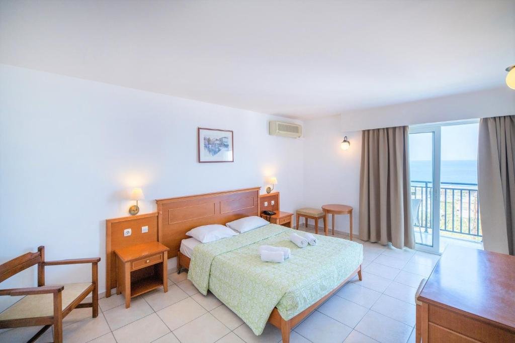 Standard Double room with sea view Semiramis Village