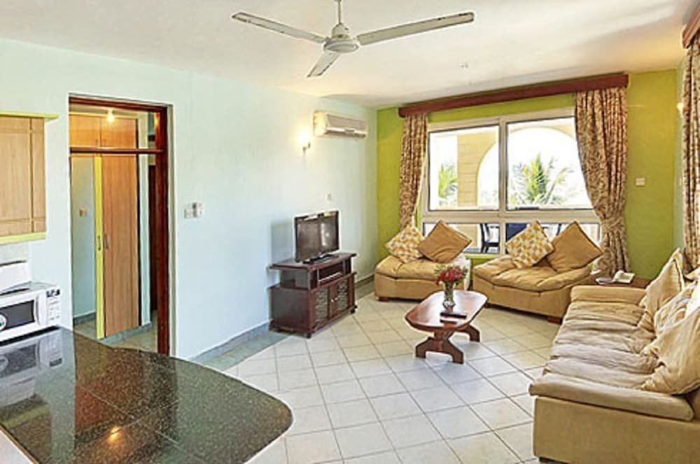 Apartamento 3 habitaciones con balcón y con vista al mar Azul Margarita Beach Resort