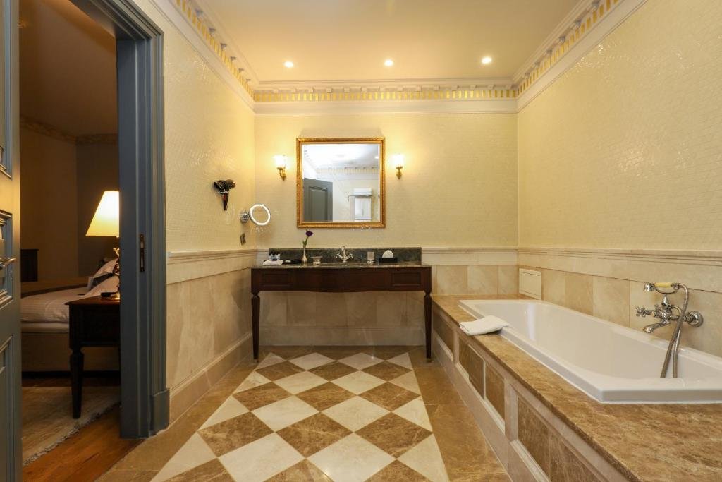 Royal Suite with city view Palazzo Donizetti Hotel - Special Class