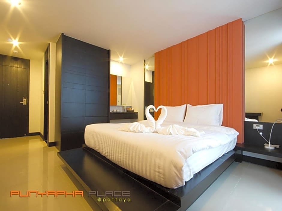 Deluxe Doppel Zimmer Punyapha Place Pattaya Beach