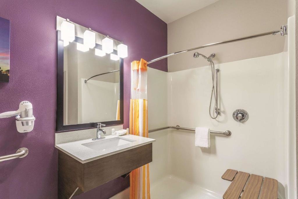 Двухместный номер Standard La Quinta Inn & Suites by Wyndham Hopkinsville