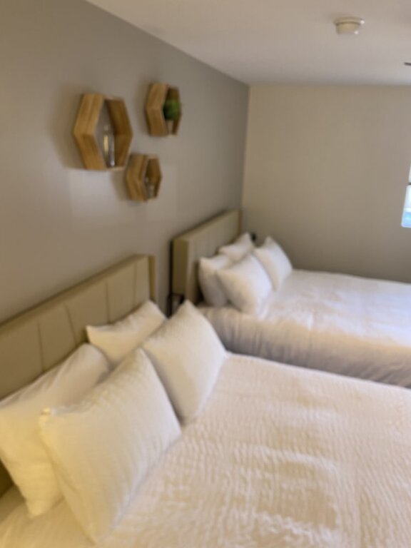 Suite The Darmont Hotel and Suites
