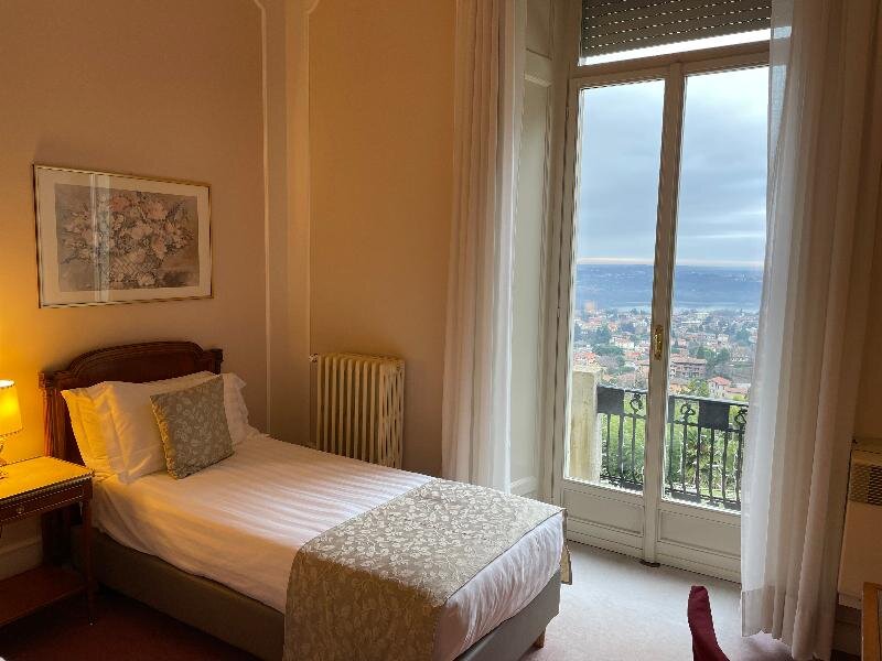 Одноместный номер Standard с балконом и с видом на парк Palace Grand Hotel Varese