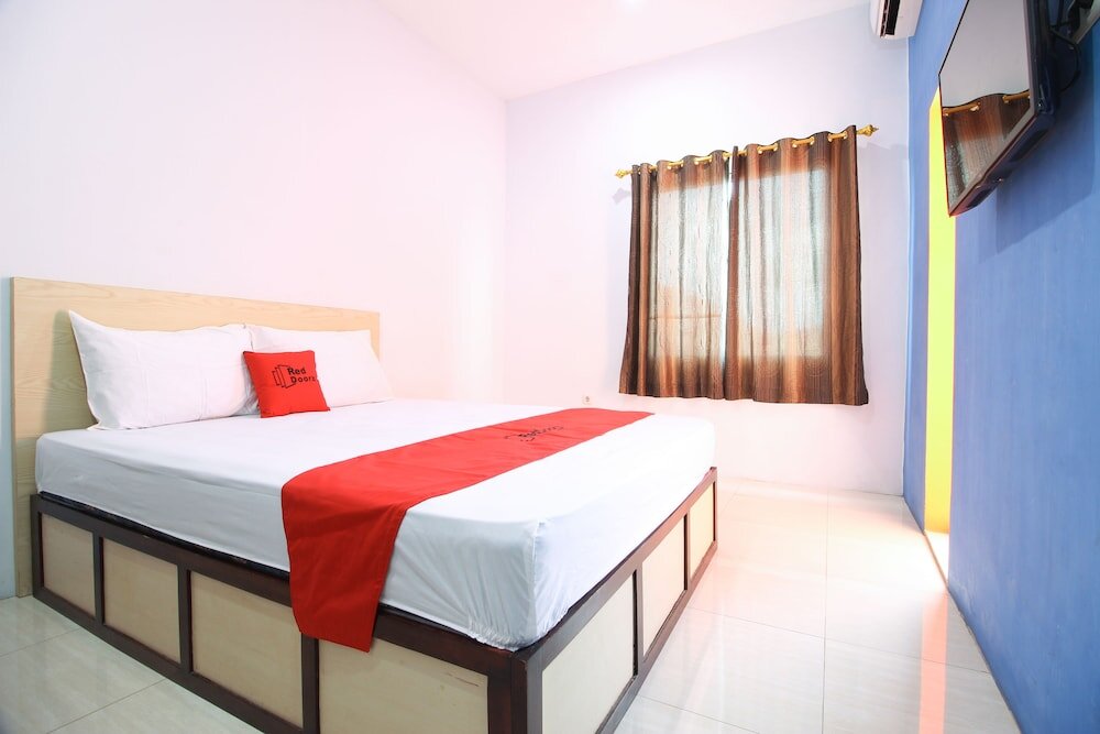 Standard chambre RedDoorz Plus near Lippo Plaza Yogyakarta