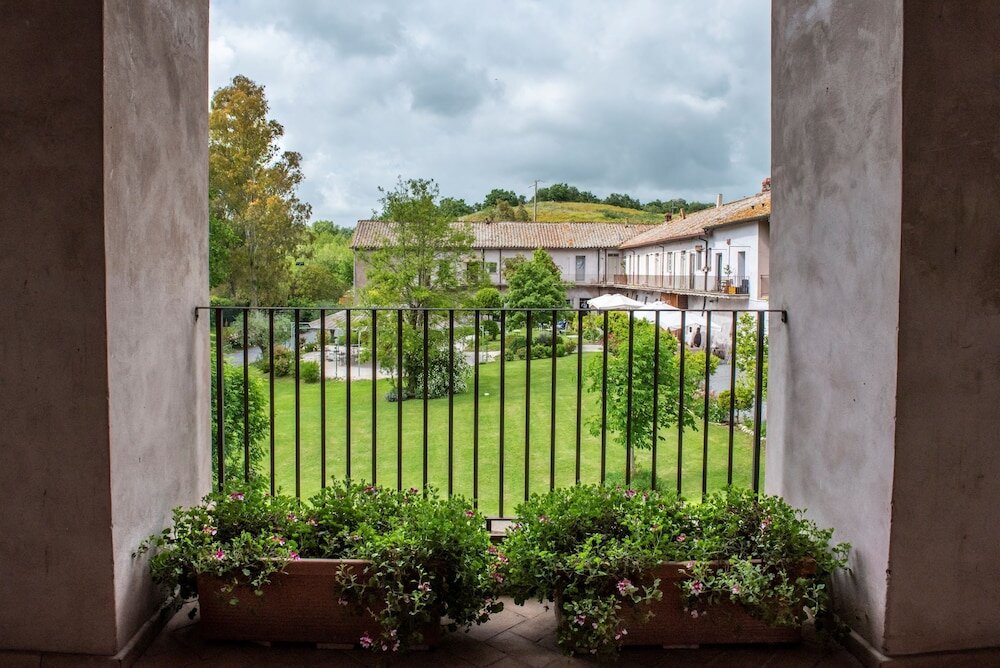 Junior Suite with garden view Casale Doria Pamphilj