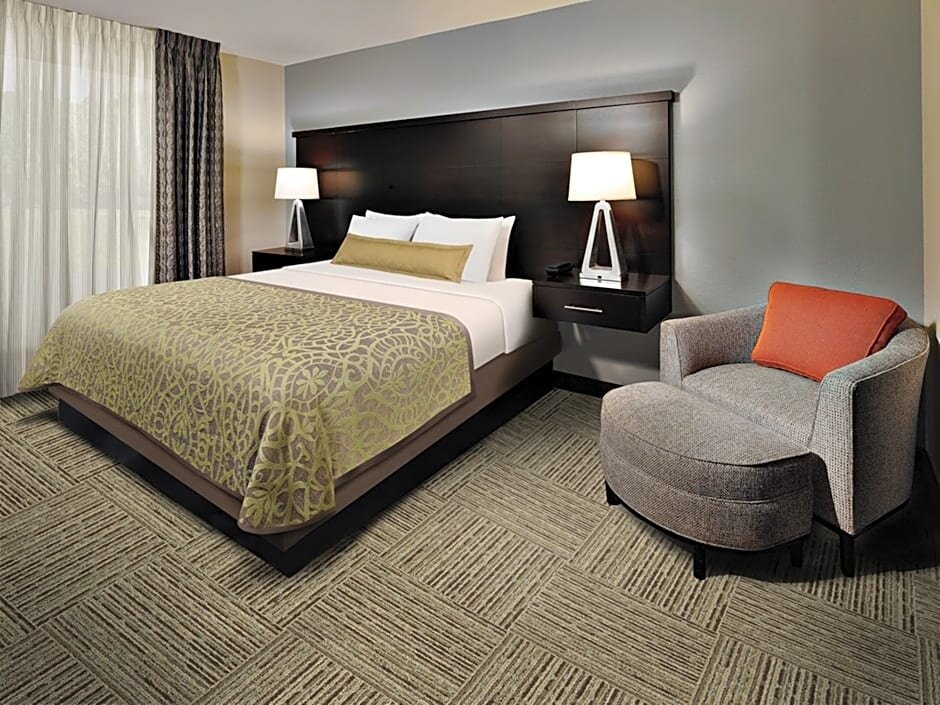 Номер Standard Staybridge Suites Toledo - Rossford - Perrysburg, an IHG Hotel
