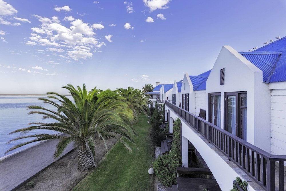 Двухместный номер Standard с балконом и с видом на залив Protea Hotel by Marriott Walvis Bay Pelican Bay