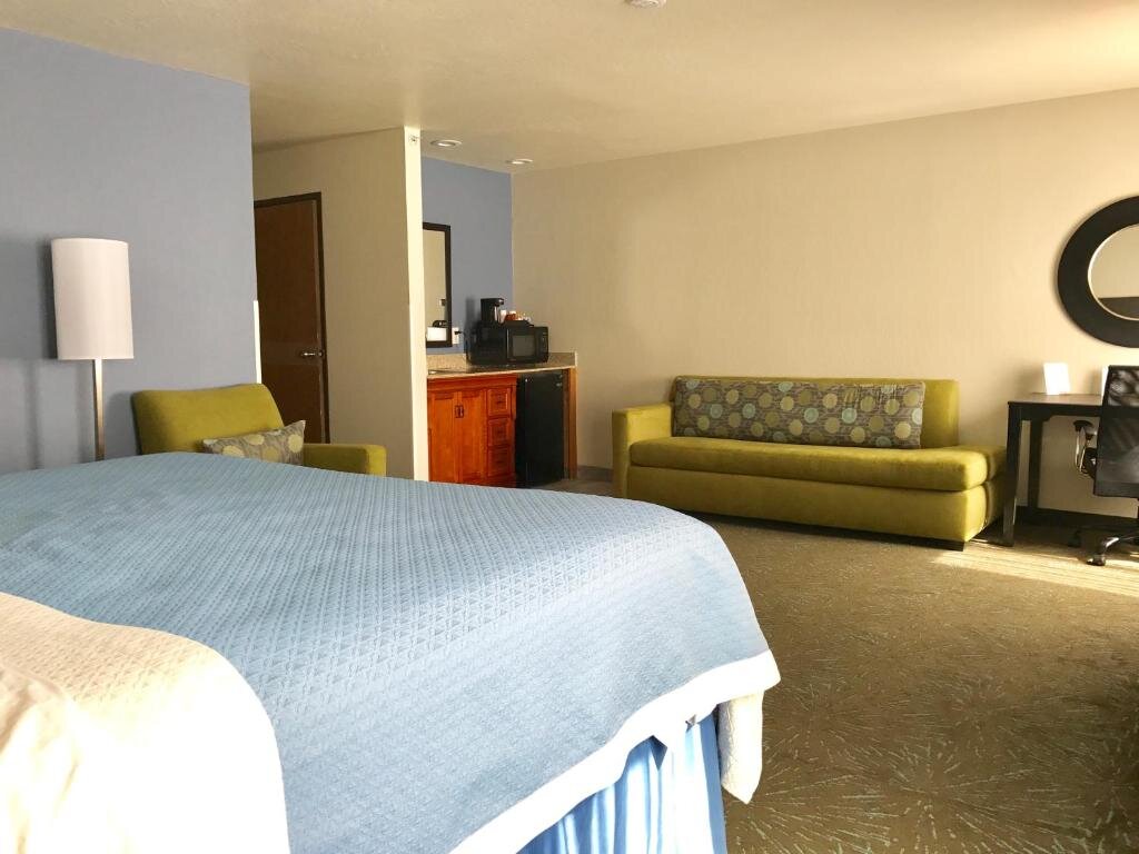 Люкс Days Inn & Suites by Wyndham East Flagstaff