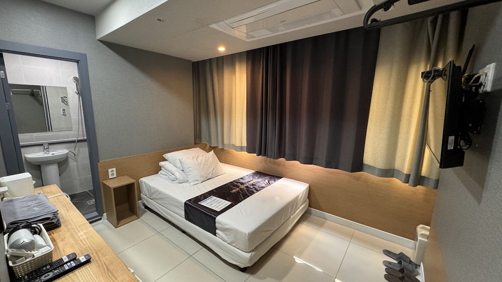 Deluxe Doppel Zimmer 1 Schlafzimmer mit Stadtblick MyeongDong New Stay Inn