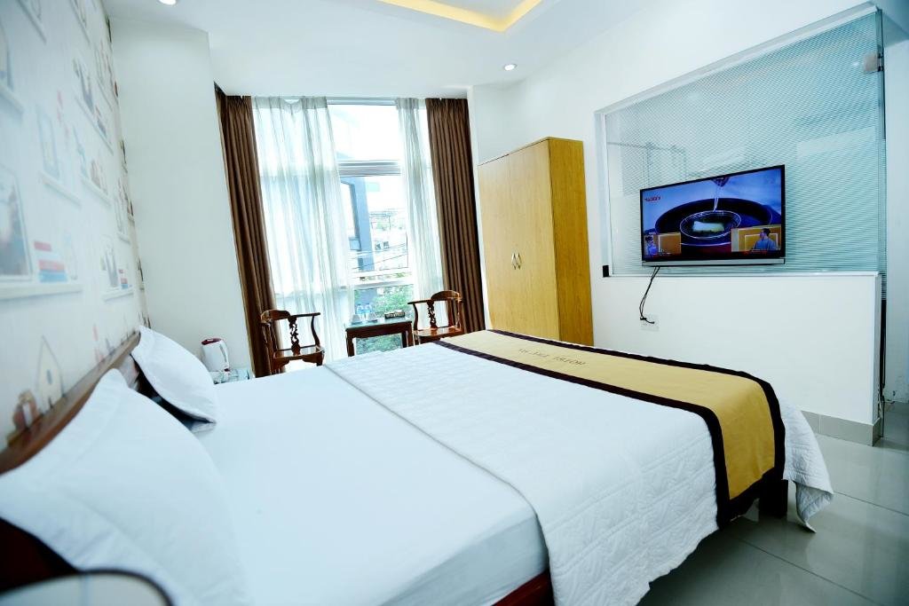 Двухместный номер Deluxe Hotel Thu Ha - Sân bay Tân Sơn Nhất
