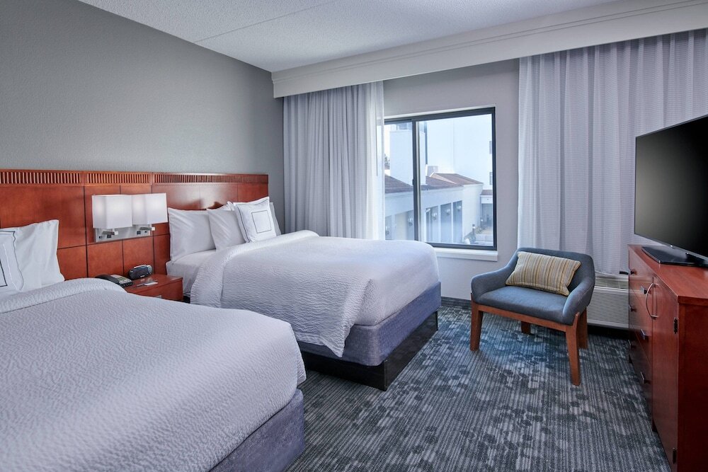 Люкс Courtyard by Marriott Indianapolis Castleton