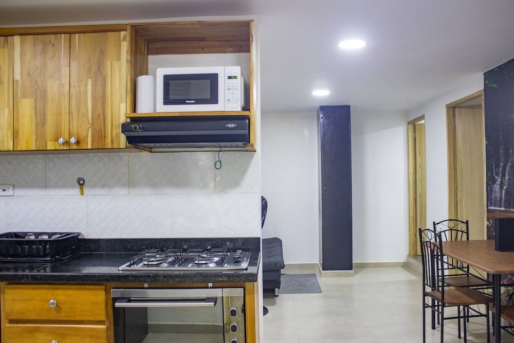 Apartment Cozy Vacation Home in Medellin With 3 Bedrooms and Pet-friendly