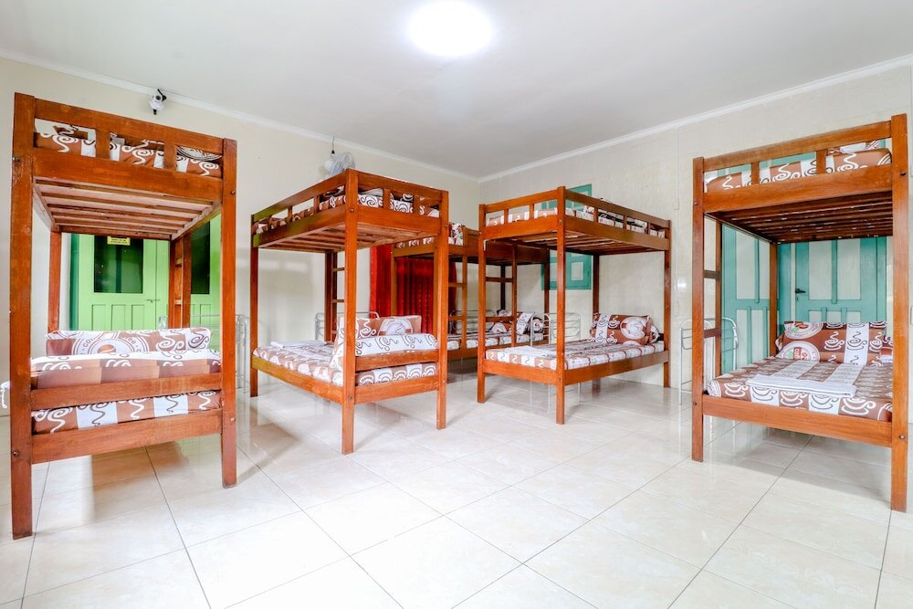 Кровать в общем номере Bahagia Sederhana Homestay