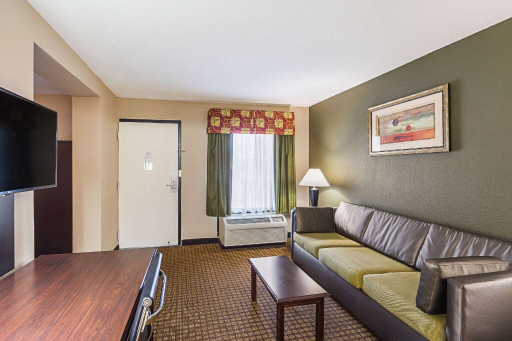 Suite cuádruple Quality Inn & Suites Greenville - Haywood Mall