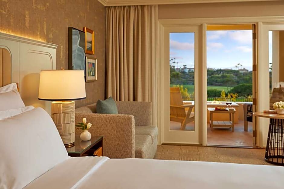 Двухместный номер Fireside Terrace с красивым видом из окна Waldorf Astoria Monarch Beach Resort & Club