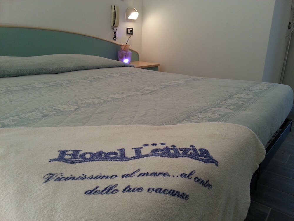 Трёхместный номер Standard Hotel Letizia