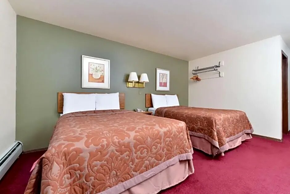 Standard room Love Hotels Staples