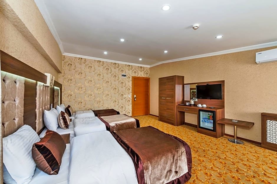 Standard Zimmer mit Balkon Hera Montagna Hotel