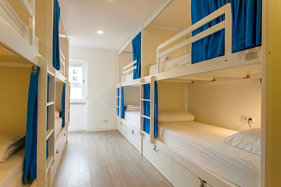 Кровать в общем номере (женский номер) Be Lisbon Residence & Hostel Estefânia