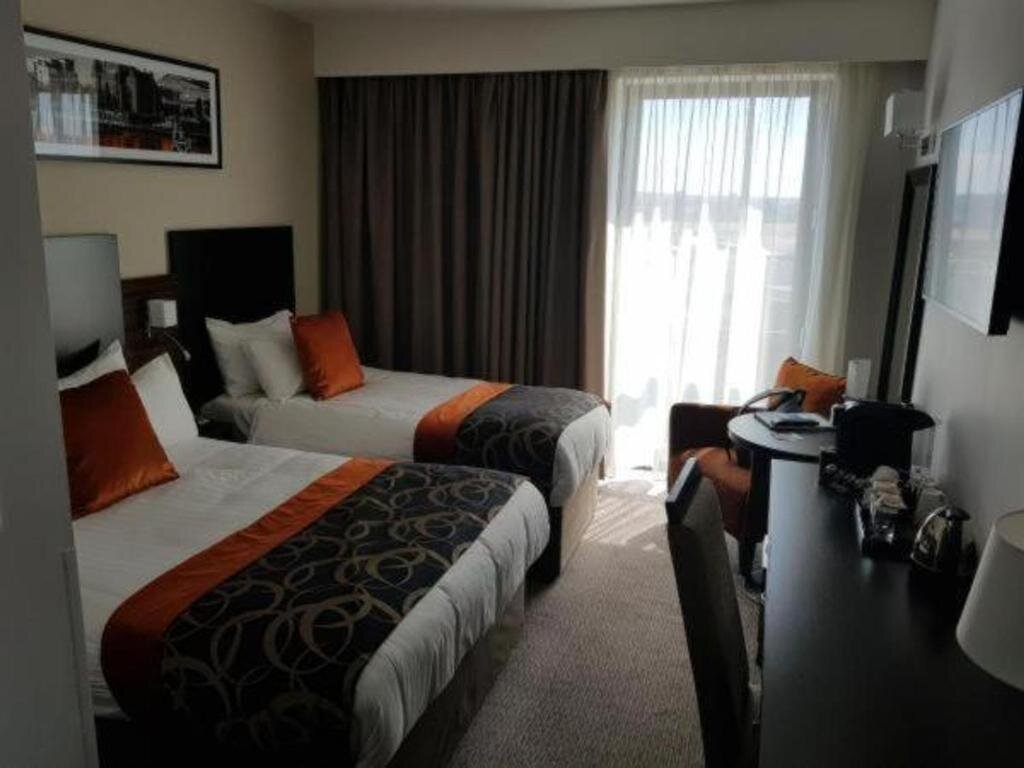 Deluxe Single room Clayton Hotel Cardiff
