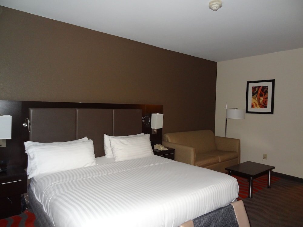 Номер Standard Holiday Inn Express Hotel & Suites Columbus Southeast Groveport, an IHG Hotel