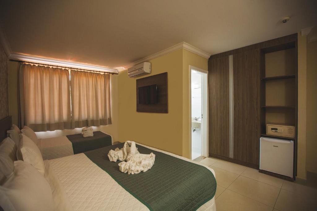 Трёхместный номер Luxury Cataratas Park Hotel e Eventos