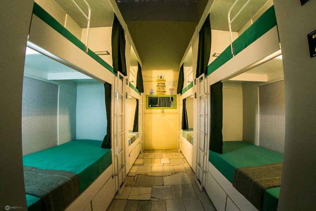 Cama en dormitorio compartido Doce lar hostel noronha