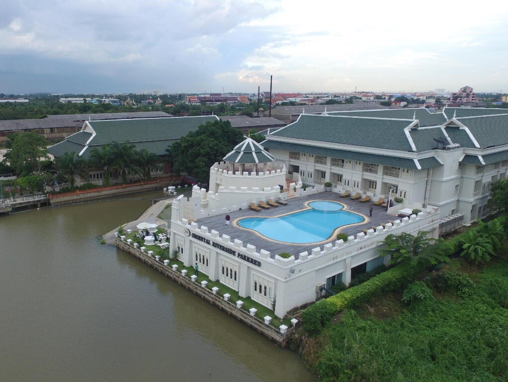 Luxus Suite KALANAN Riverside Resort former Buddy Oriental Riverside