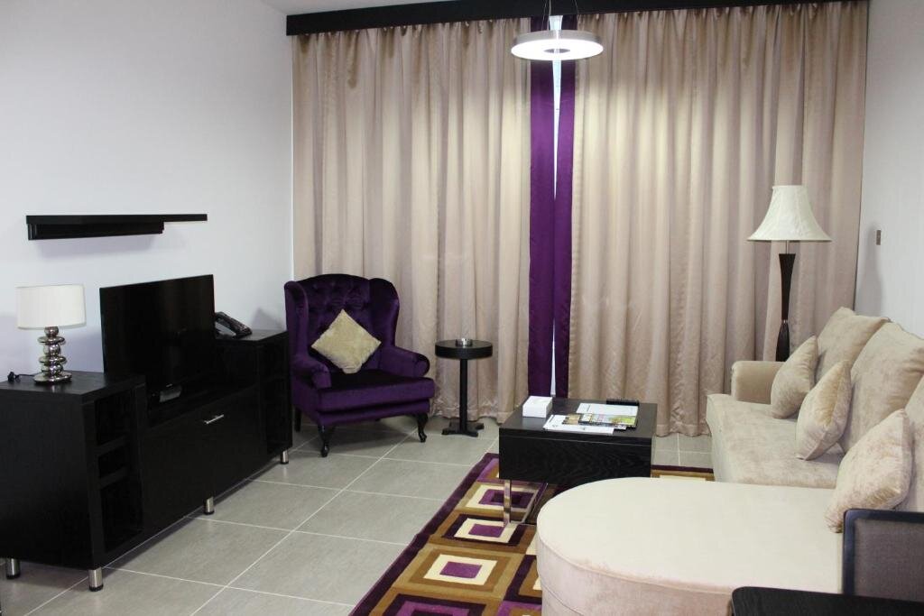 Апартаменты Deluxe Al Diar Sawa Hotel Apartments