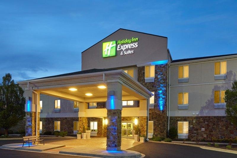 Номер Deluxe Holiday Inn Express Pekin - Peoria Area, an IHG Hotel