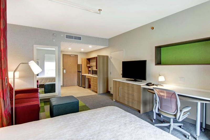 Standard room Home2 Suites By Hilton Montreal Dorval