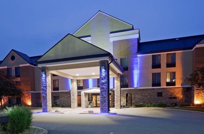 Estudio Holiday Inn Express Cedar Rapids - Collins Road, an IHG Hotel