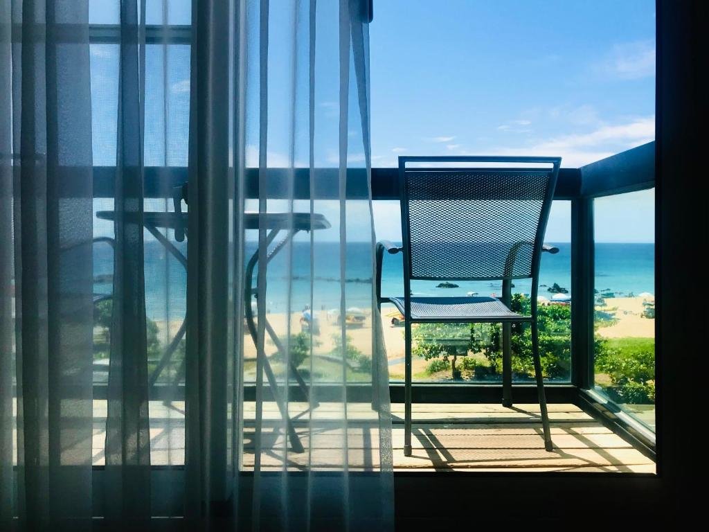 Habitación doble De lujo con balcón y con vista al mar Sasa Nor Lamour B&B