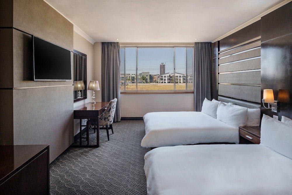Четырёхместный номер Standard Protea Hotel by Marriott Lusaka