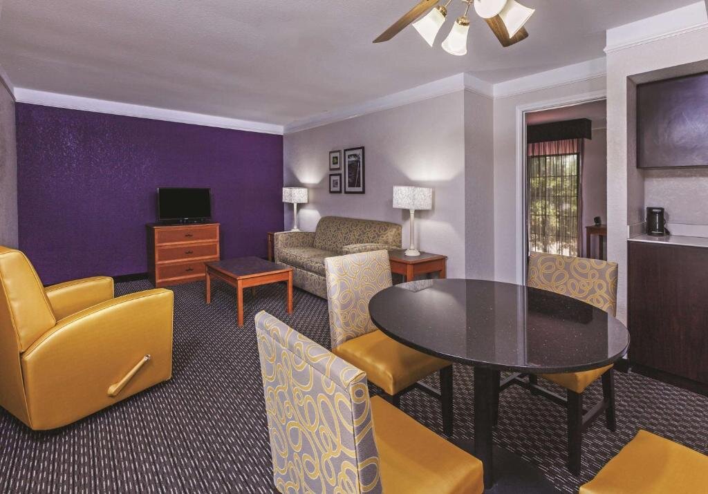 Doppel Suite 1 Schlafzimmer La Quinta Inn by Wyndham San Marcos