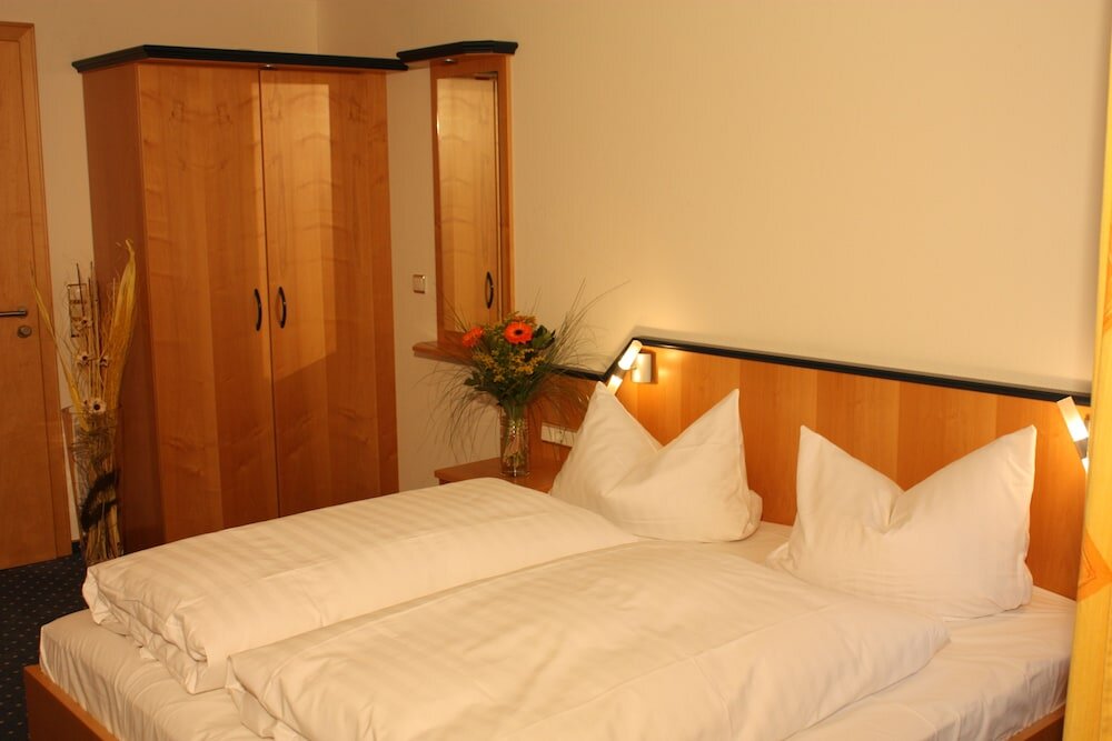 Standard triple chambre avec balcon Hotel Gasthof zum Biber